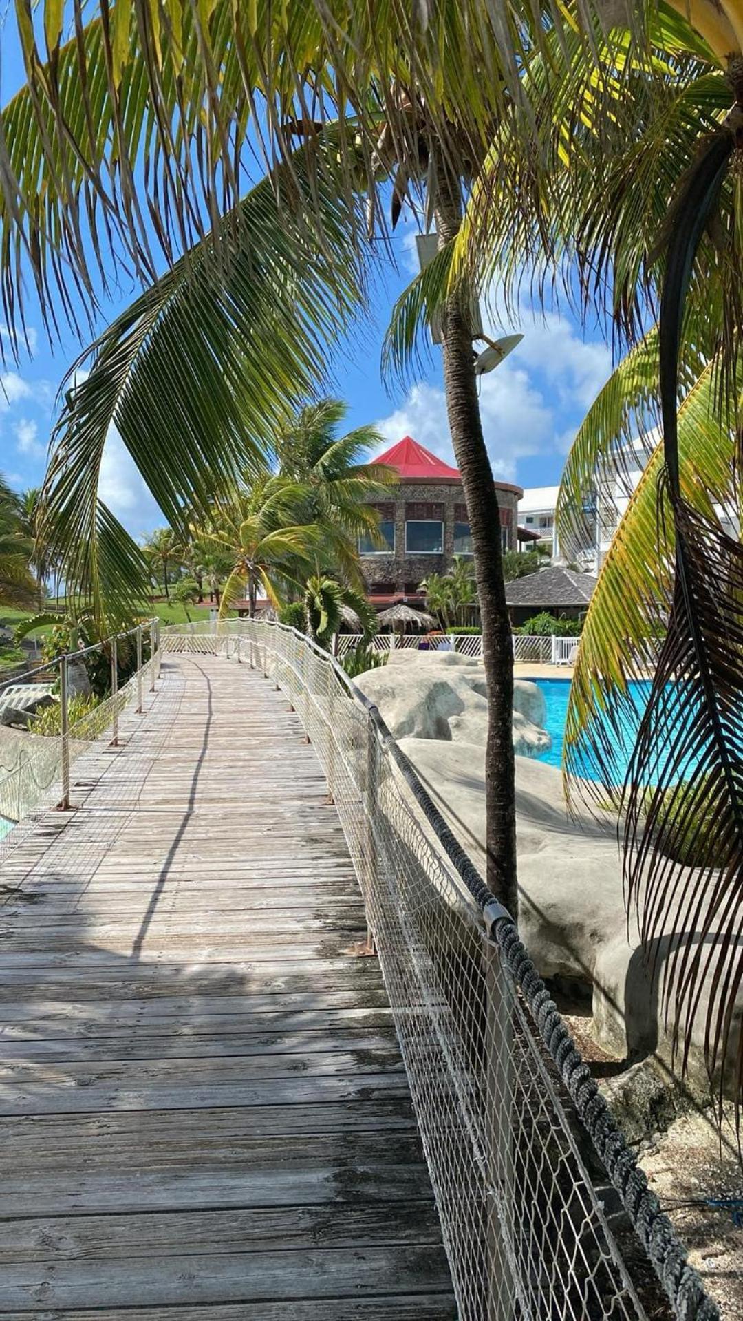 Studio Bord De Mer Avec Piscine - Le Manganao, Saint-Francois エクステリア 写真