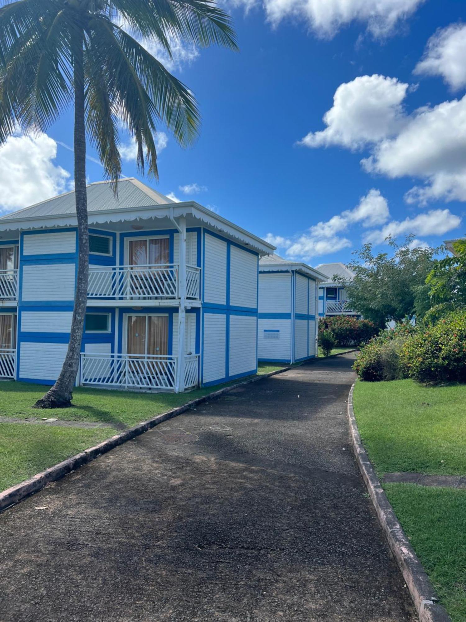 Studio Bord De Mer Avec Piscine - Le Manganao, Saint-Francois エクステリア 写真